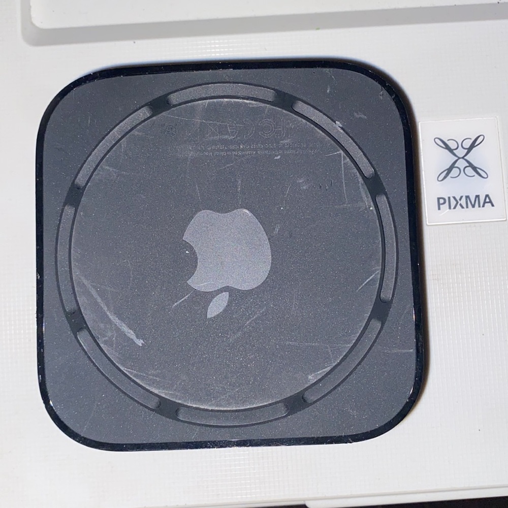 Apple TV - Picture 2 of 2